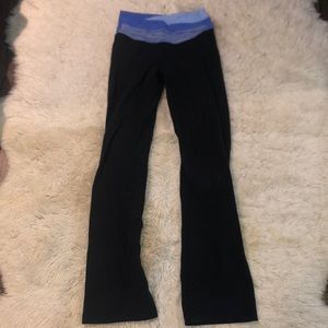 Black flare Lululemon flare yoga pants